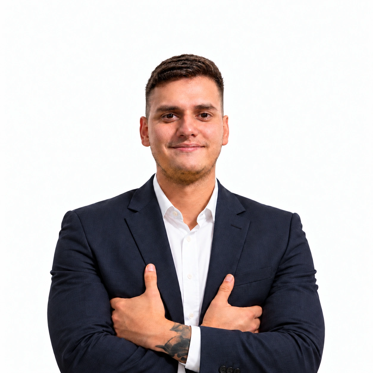 Retrato de John Martinez, del equipo de Contundente BE